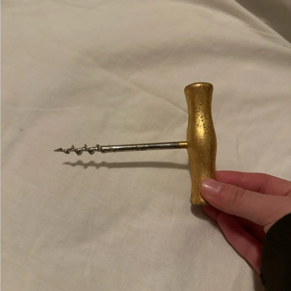 Pier One Gold Wine Cooler & Cork‎ screw - Picture 2 of 3